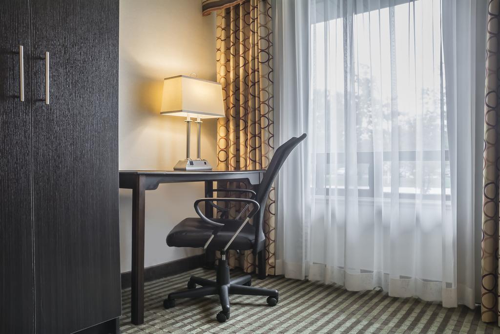 Comfort Inn Chatham-Kent Exteriör bild