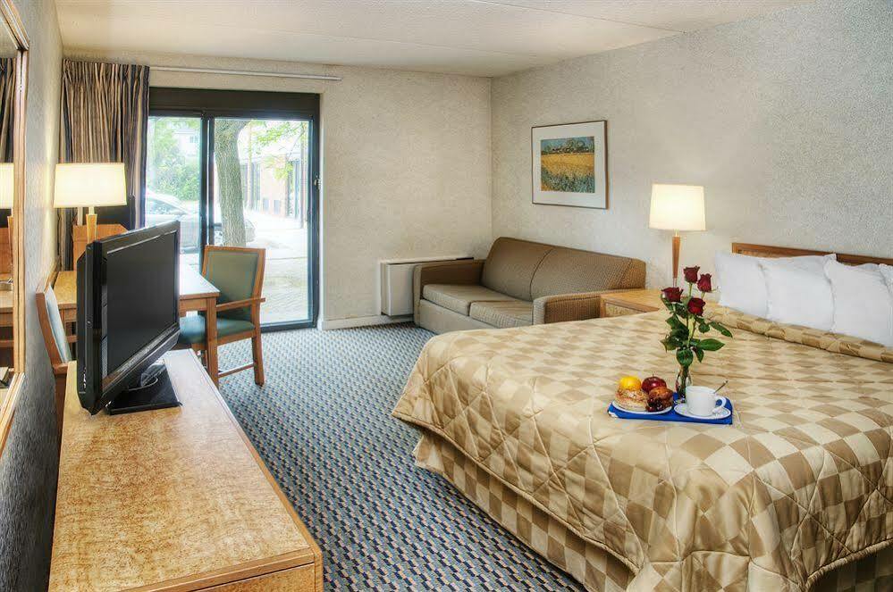 Comfort Inn Chatham-Kent Exteriör bild