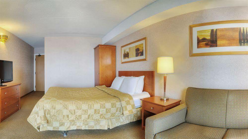 Comfort Inn Chatham-Kent Exteriör bild